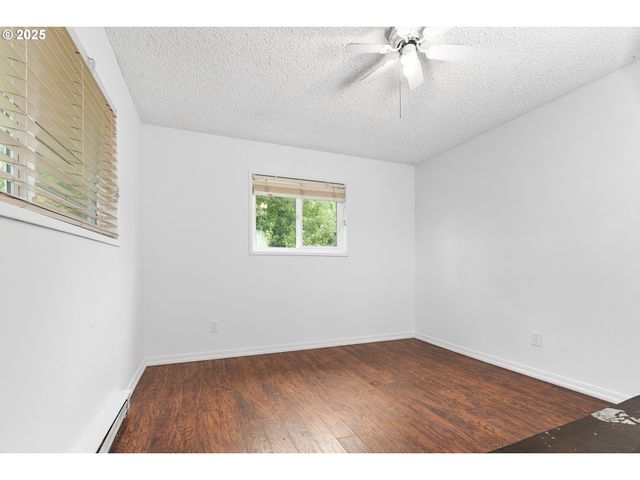 1214 RANSOM Ave, Brookings, OR 97415