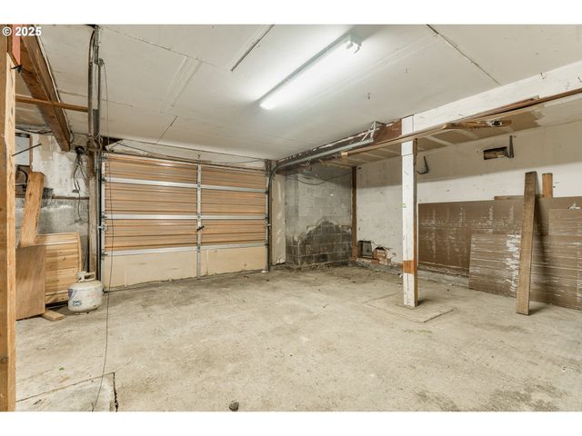 1214 RANSOM Ave, Brookings, OR 97415