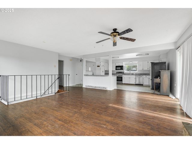 1214 RANSOM Ave, Brookings, OR 97415