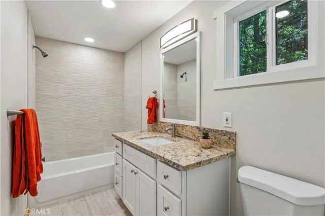 601 Sunderland Court, Lake Arrowhead, CA 92352