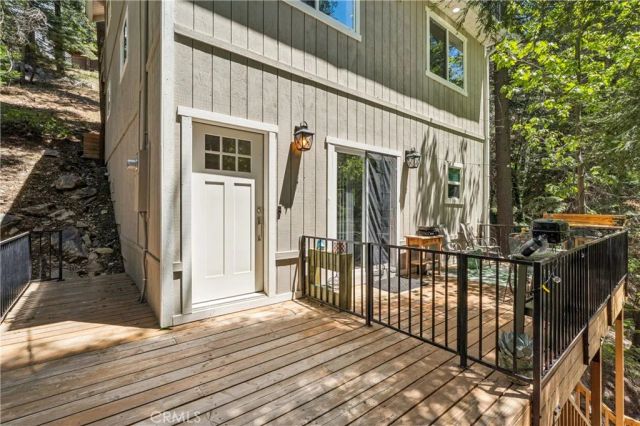 601 Sunderland Court, Lake Arrowhead, CA 92352