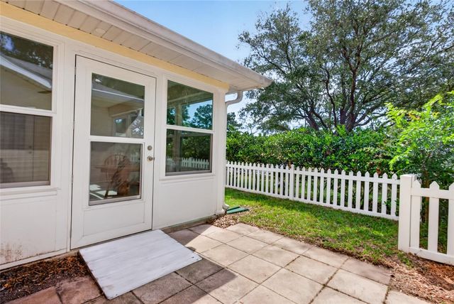 9060 SW 96TH LANE B, Ocala, FL 34481
