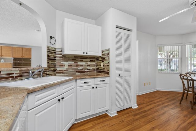 9060 SW 96TH LANE B, Ocala, FL 34481