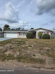 331 Fordham Drive, Daytona Beach, FL 32118