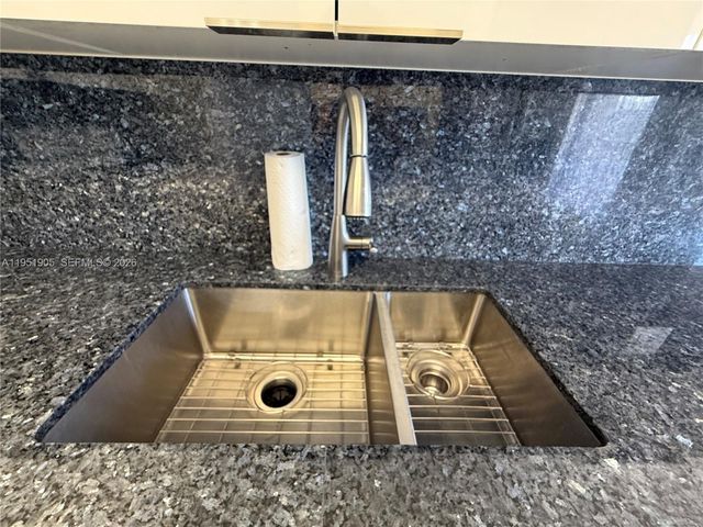 290 174th St 714, Sunny Isles Beach, FL 33160