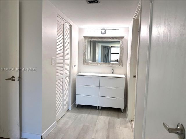 290 174th St 714, Sunny Isles Beach, FL 33160