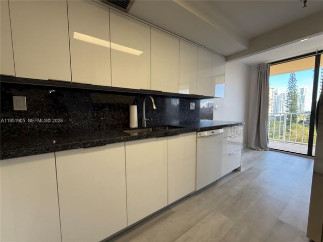 290 174th St 714, Sunny Isles Beach, FL 33160