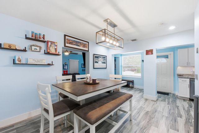 824 NW 4th Avenue, Boynton Beach, FL 33426