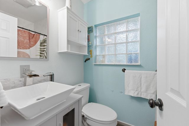 824 NW 4th Avenue, Boynton Beach, FL 33426