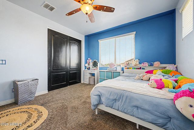 2528 E TOMAHAWK Court, Gilbert, AZ 85298