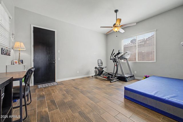 2528 E TOMAHAWK Court, Gilbert, AZ 85298