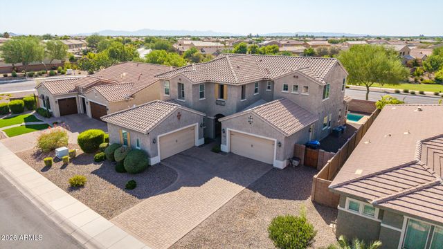 2528 E TOMAHAWK Court, Gilbert, AZ 85298