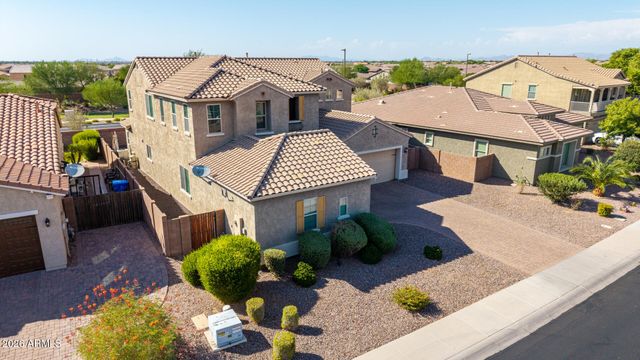 2528 E TOMAHAWK Court, Gilbert, AZ 85298