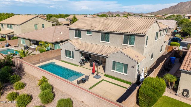 2528 E TOMAHAWK Court, Gilbert, AZ 85298