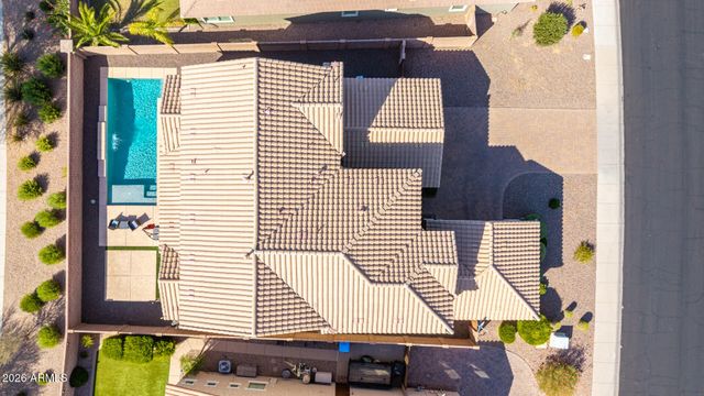 2528 E TOMAHAWK Court, Gilbert, AZ 85298