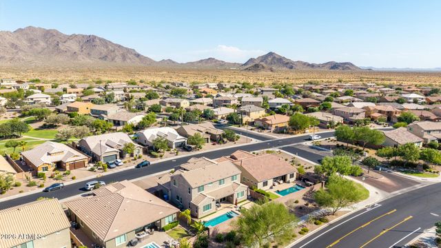 2528 E TOMAHAWK Court, Gilbert, AZ 85298