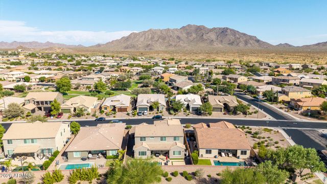 2528 E TOMAHAWK Court, Gilbert, AZ 85298