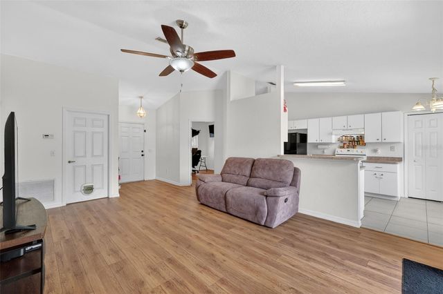 5 HEMLOCK RADIAL LANE, Ocala, FL 34472