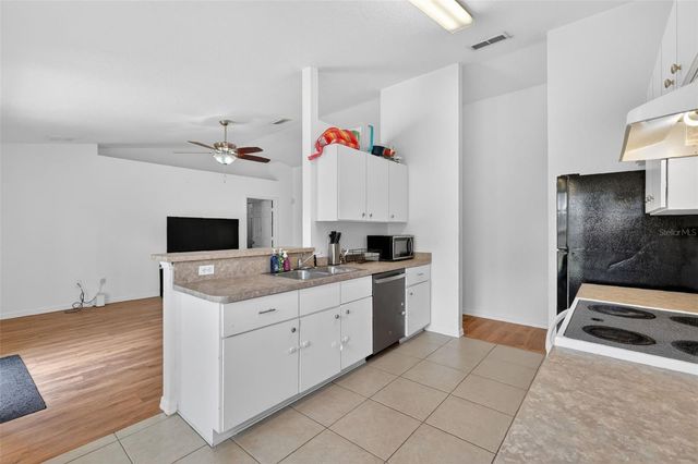 5 HEMLOCK RADIAL LANE, Ocala, FL 34472