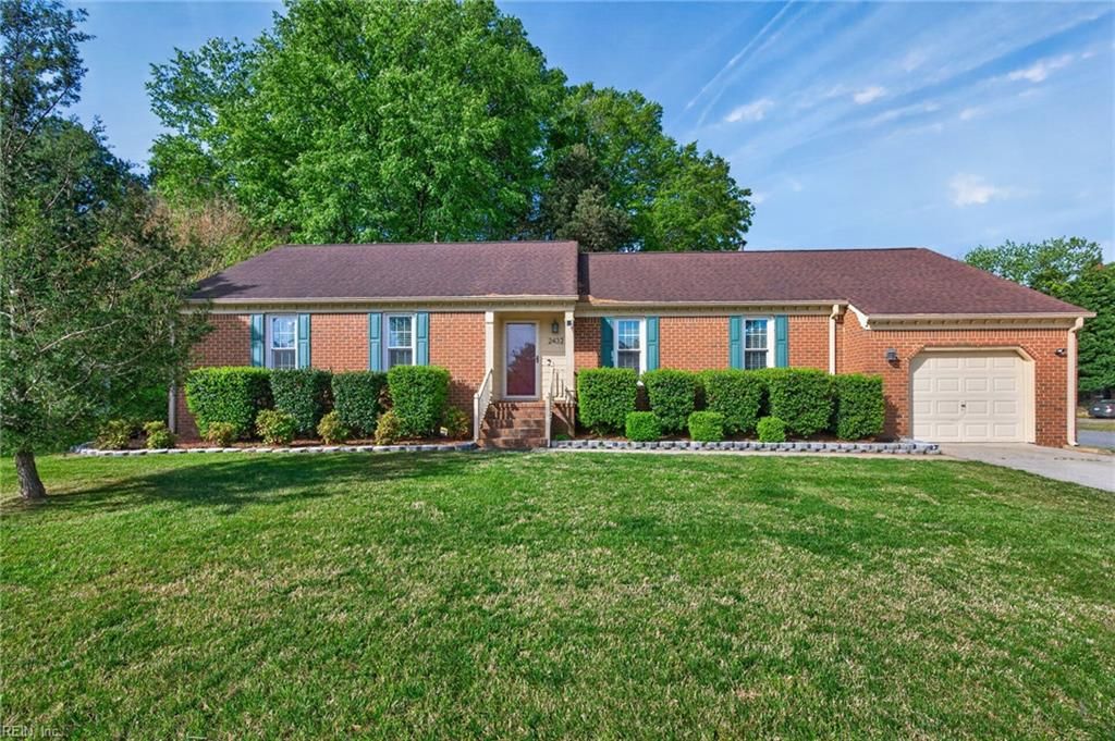 2432 Lakewood LN, Chesapeake, VA 23321