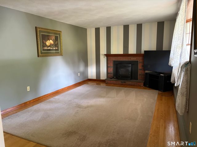 703 Laurel Grove Road, Middletown, CT 06457