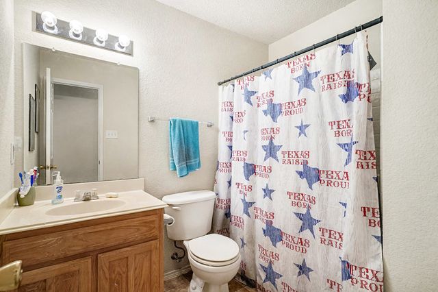 212 Turner Street, Roanoke, TX 76262