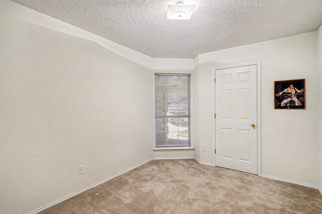 212 Turner Street, Roanoke, TX 76262