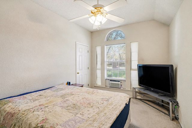 212 Turner Street, Roanoke, TX 76262