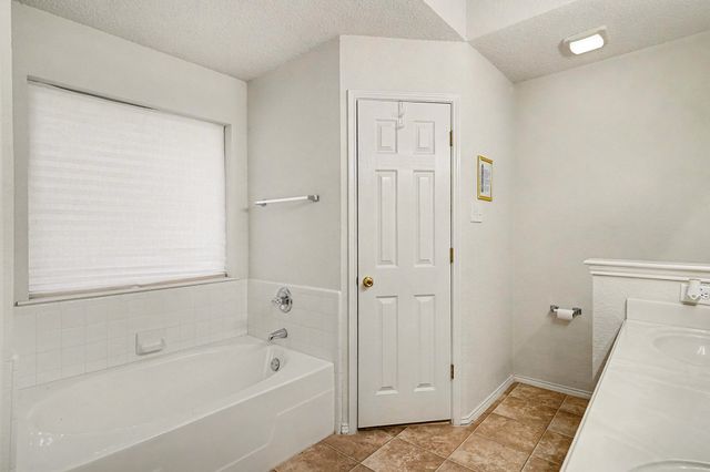 212 Turner Street, Roanoke, TX 76262