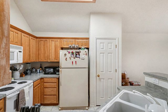 212 Turner Street, Roanoke, TX 76262