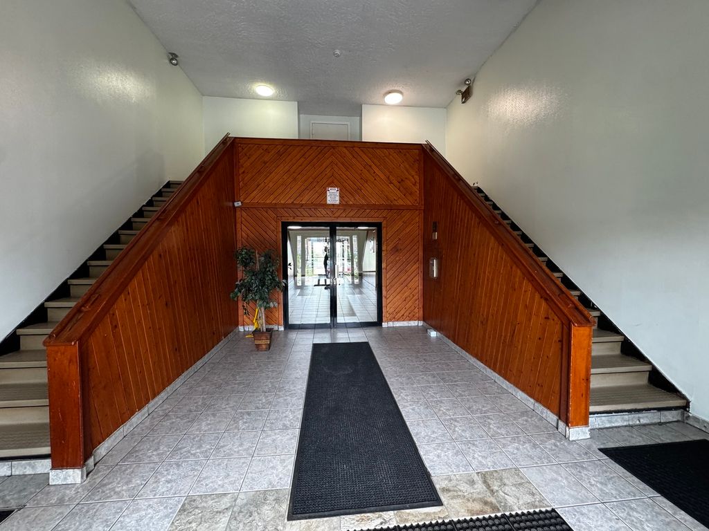 860 E Old Willow Road 138, Prospect Heights, IL 60070 — photo 3