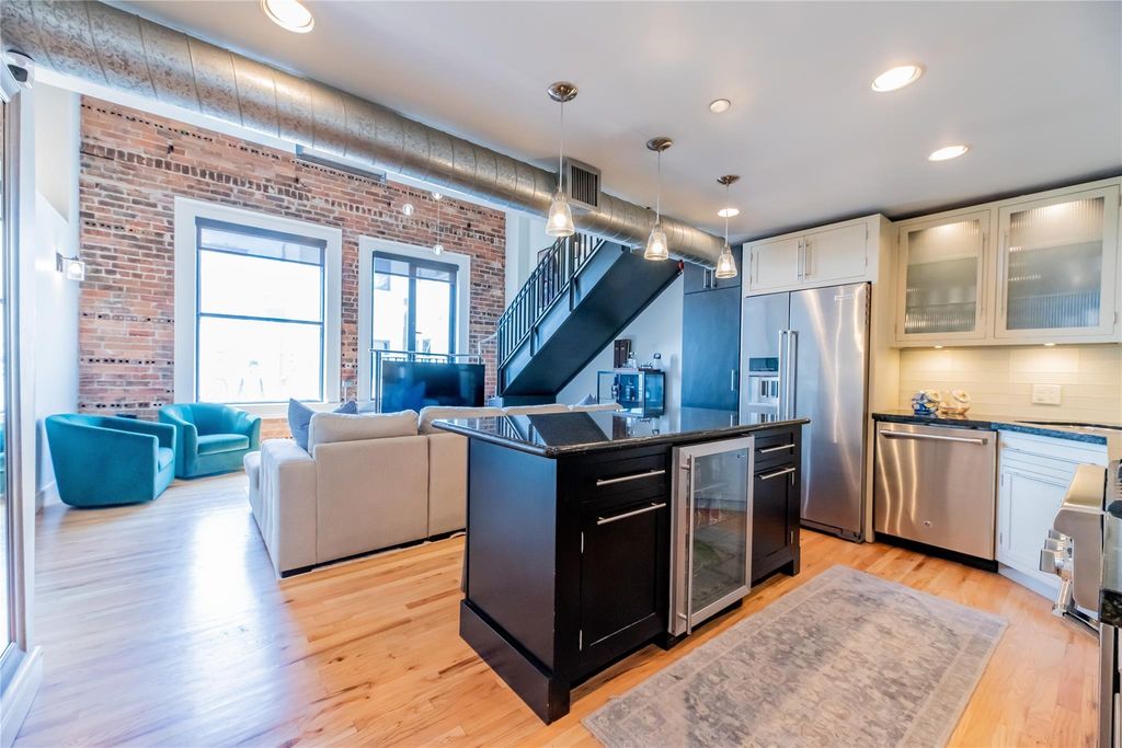 915 Franklin Street 9K, Houston, TX 77002