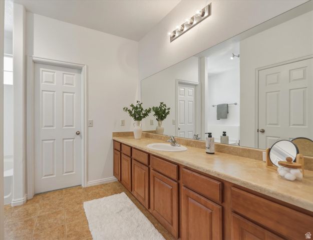 775 W CLUB OAKS DR, Sandy, UT 84070