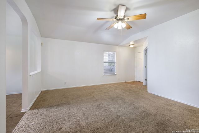 5016 Crestwood Hill, San Antonio, TX 78244