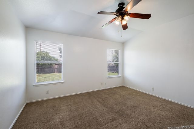 5016 Crestwood Hill, San Antonio, TX 78244