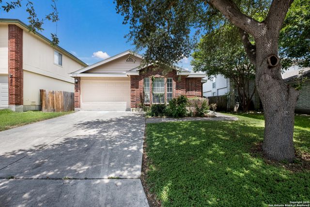 5016 Crestwood Hill, San Antonio, TX 78244