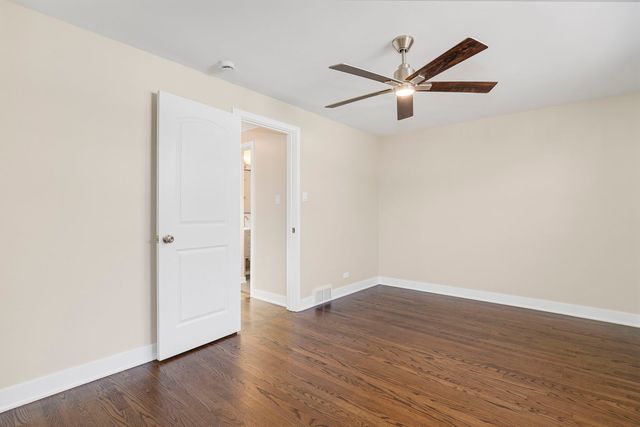 9240 S Normal Avenue, Chicago, IL 60620