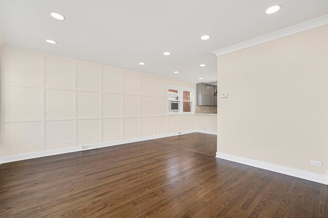 9240 S Normal Avenue, Chicago, IL 60620