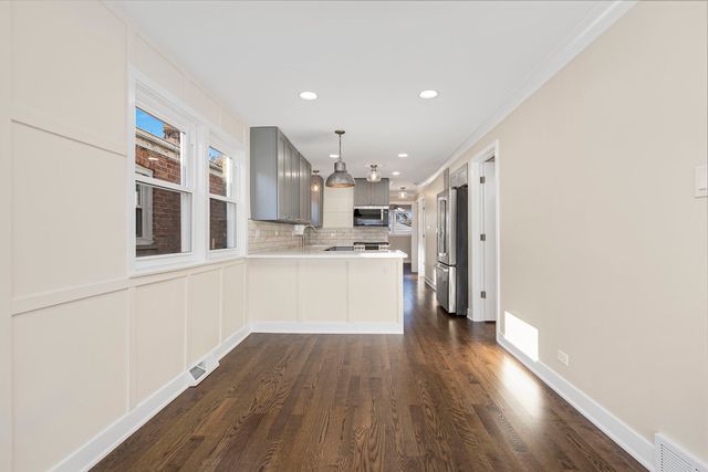 9240 S Normal Avenue, Chicago, IL 60620