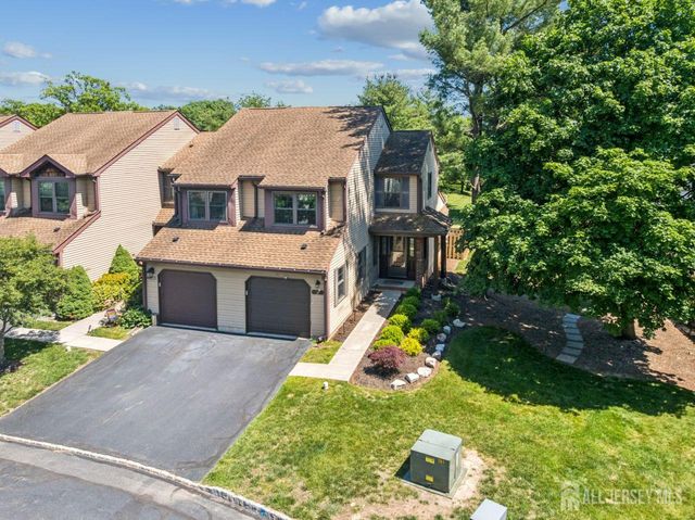 82 Bayberry Drive 82, Franklin Twsp, NJ 08873