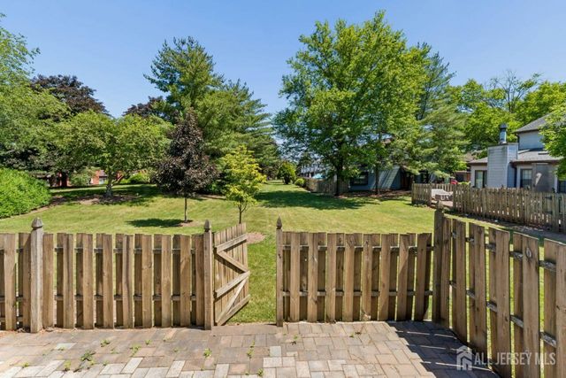 82 Bayberry Drive 82, Franklin Twsp, NJ 08873