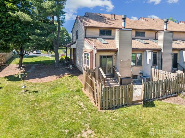 82 Bayberry Drive 82, Franklin Twsp, NJ 08873