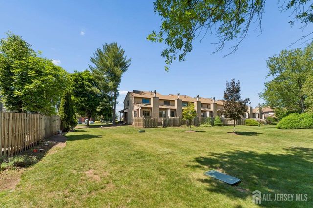 82 Bayberry Drive 82, Franklin Twsp, NJ 08873