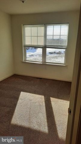 815 SCHOONER LN, Mechanicsburg, PA 17050