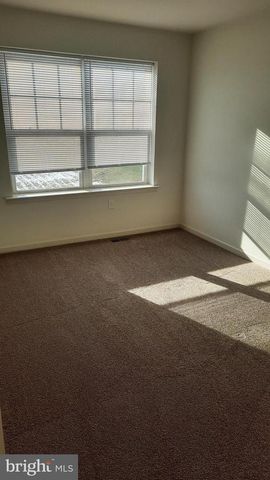 815 SCHOONER LN, Mechanicsburg, PA 17050