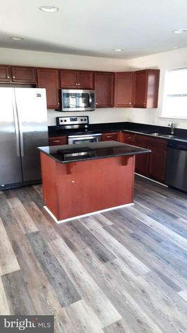 815 SCHOONER LN, Mechanicsburg, PA 17050