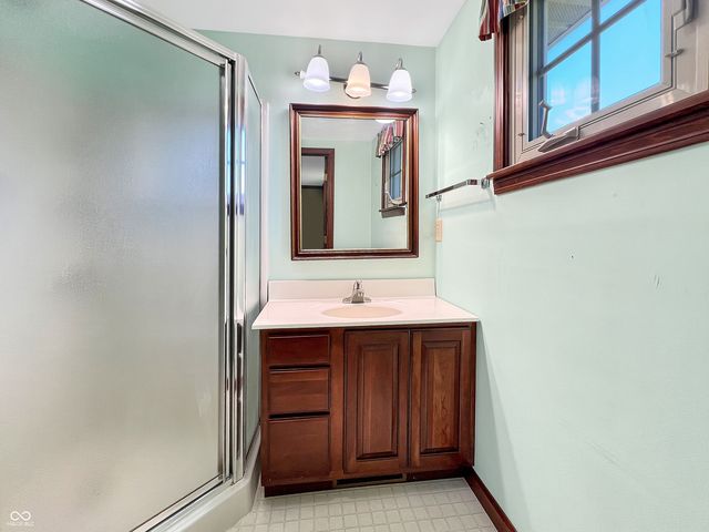 3609 31st Street, Columbus, IN 47203