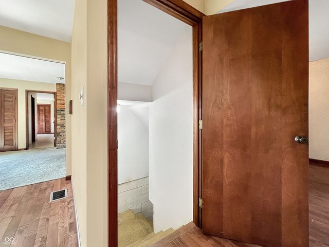 3609 31st Street, Columbus, IN 47203