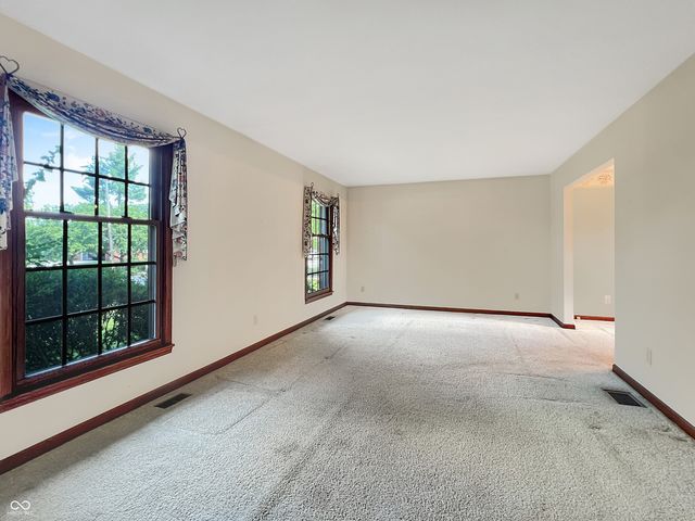3609 31st Street, Columbus, IN 47203