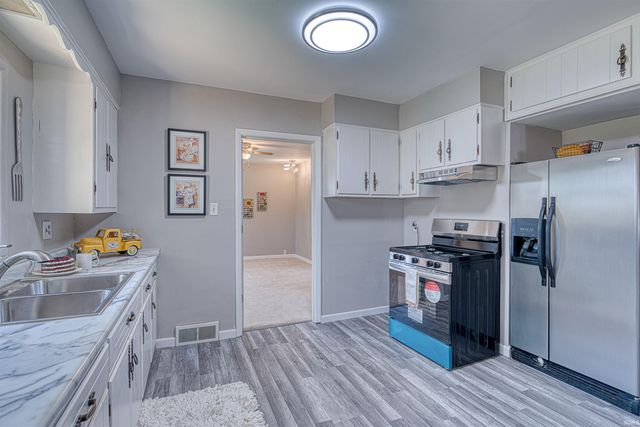 430 Fuquay Road, Evansville, IN 47715